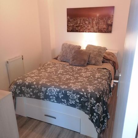 Appartement Appt Moderne 50M2 Avec Terrasse à Rouvroy  Extérieur photo